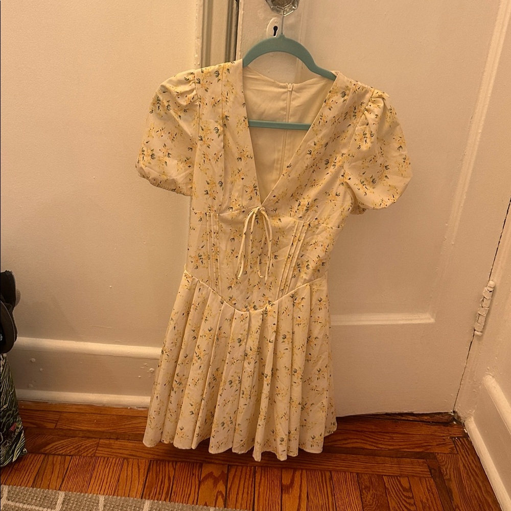 Yellow Floral V-Neck Dress with Puff Sleeves